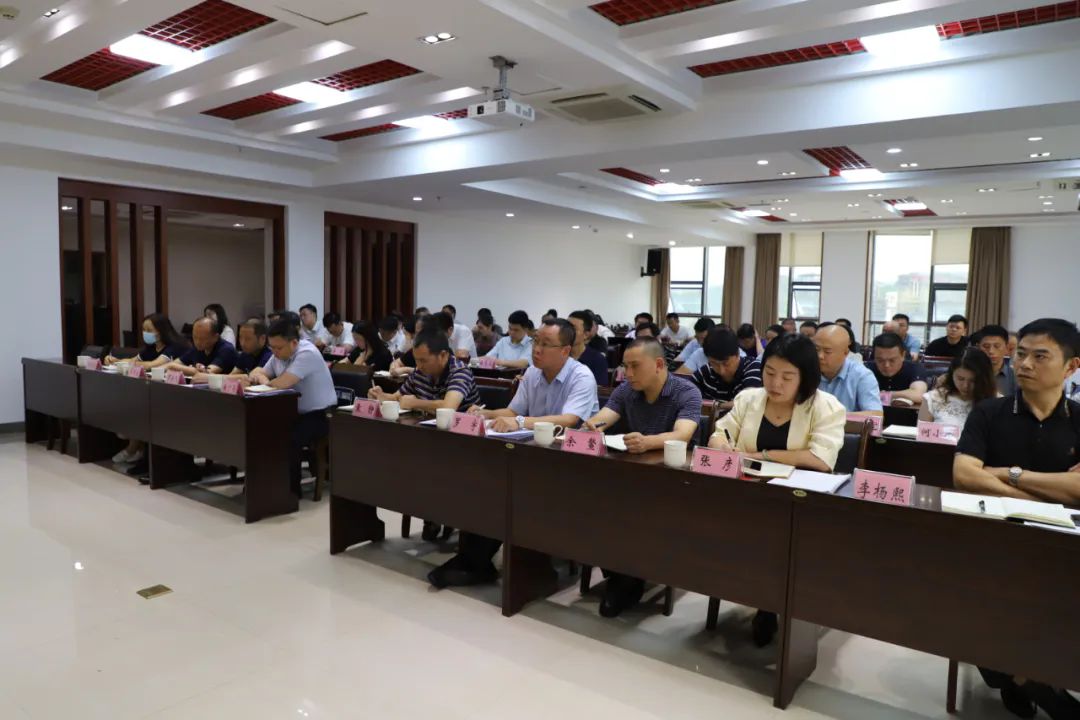 2.webp.png 2.webp.png